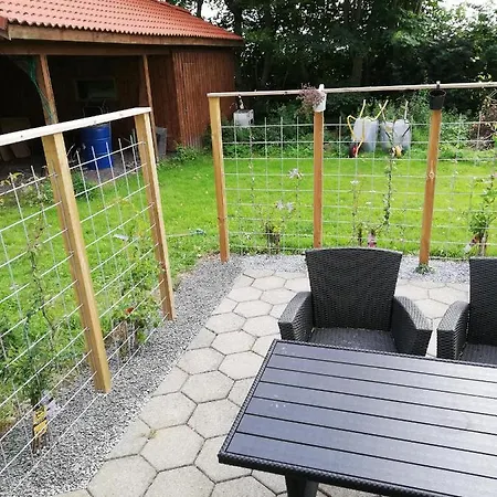 Skovhusets I 住宿加早餐酒店 Gislev